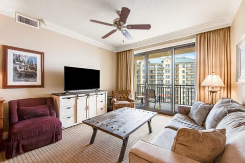 Emerald Grande 1023 Apartment in Okaloosa Island