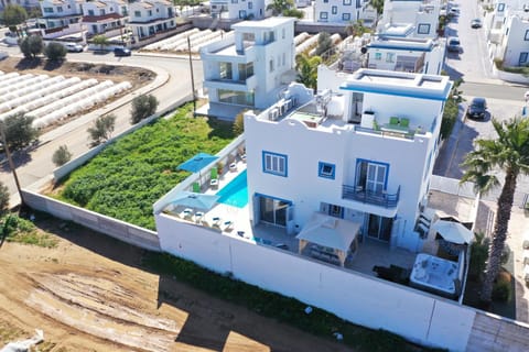 Property building, Bird's eye view