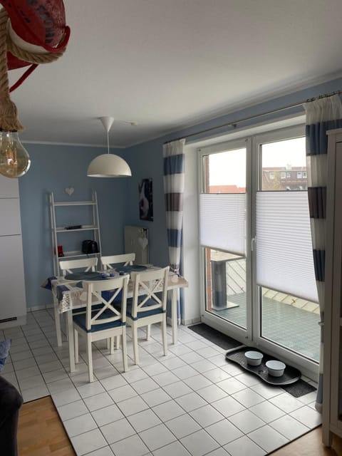 Ferienhaus Wattkieker Apartment in Wangerland