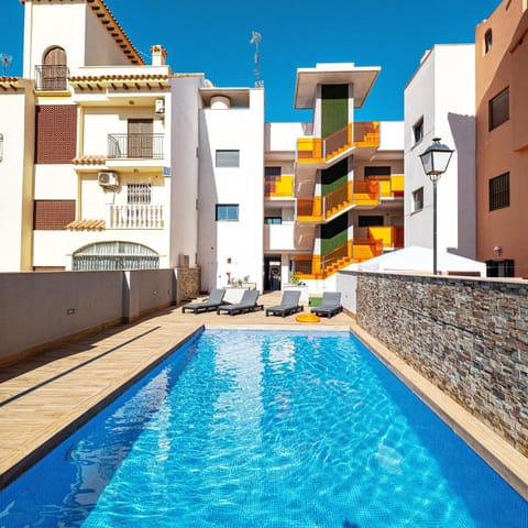 Property building, Swimming pool, Swimming pool