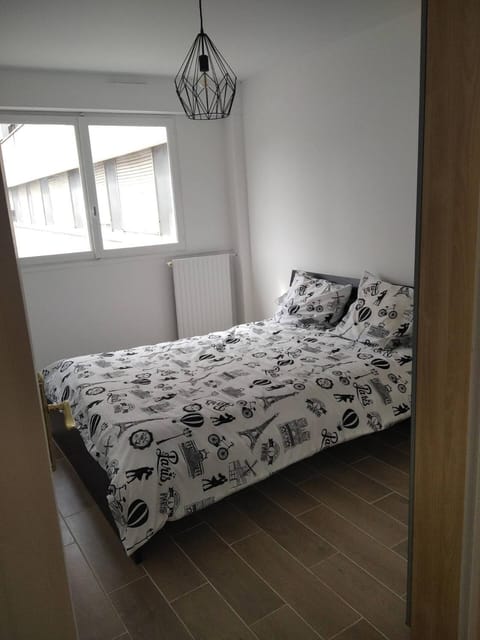 Superbe appartement argenteuil gare du val Apartment in Île-de-France