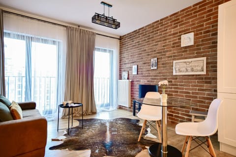 TV and multimedia, Living room, locker