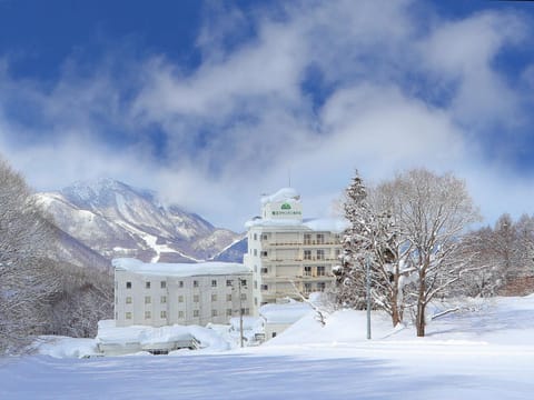 Property building, Winter