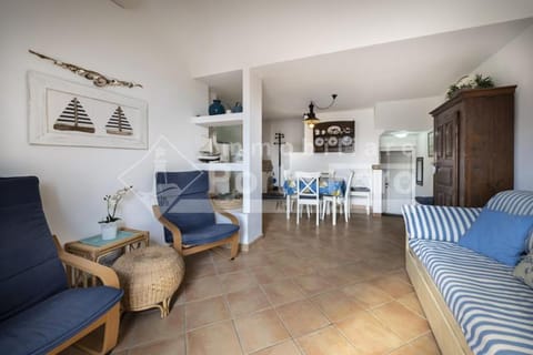 17 CENTRO - Splendido trilocale sulla piazzetta di Porto Faro Villa in Palau