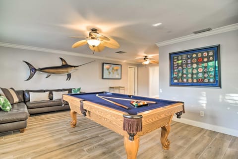 Chic Waterfront House with Pool, Spa and Dock! House in Clearwater Beach