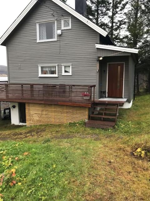 Trivelig fritidshus på Årnes, Senja House in Nordland, Norway