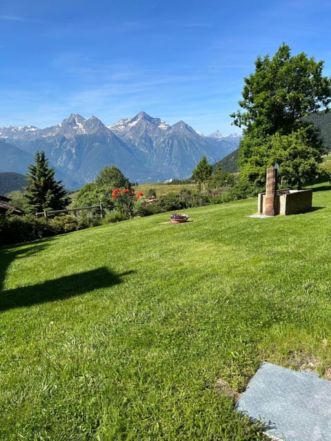 Garden, Garden view, Mountain view