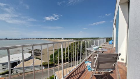 Day, Natural landscape, View (from property/room), Balcony/Terrace, Beach, Sea view