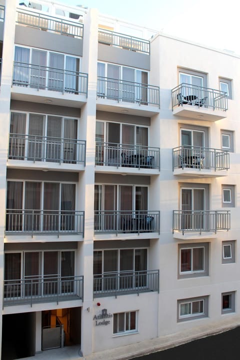 Atlantis Lodge Hotel in Malta