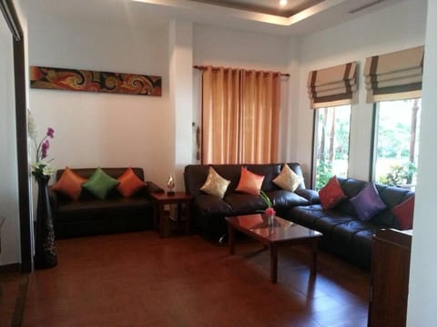 Banburi Villa - 4 Bedroom Private Pool Villa Villa in Krabi Changwat