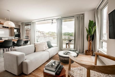 View (from property/room), Living room, Seating area