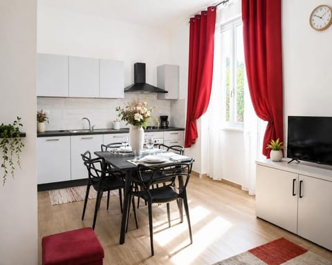 Kitchen or kitchenette, Living room, Dining area