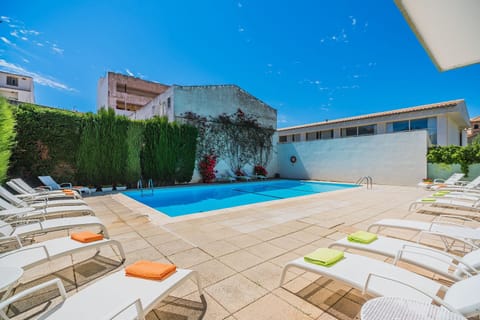 Property building, Swimming pool