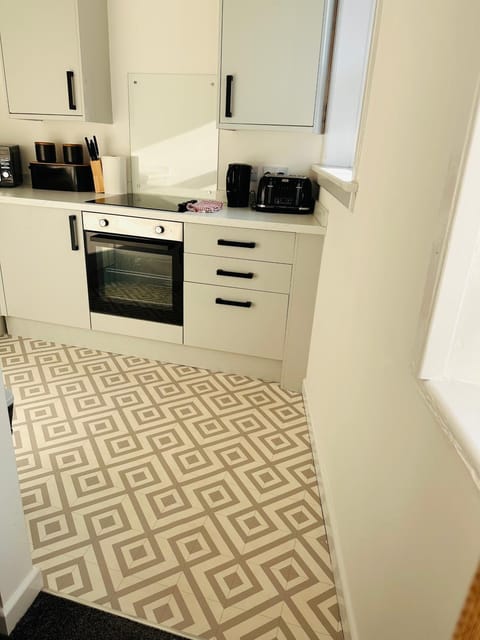 City Blessed Aptm 3 with Free Parking Apartment in North Shields