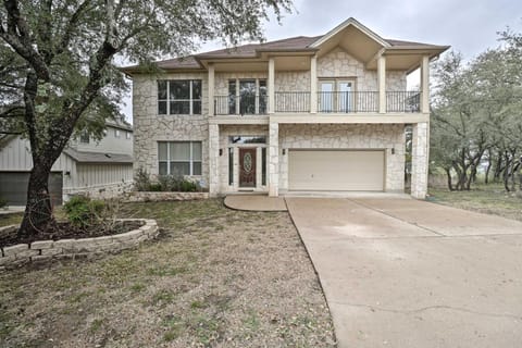 Airy Villa in Austin with BadmintonandVolleyball Court Villa in Hudson Bend