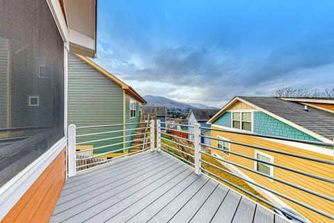Brydcliffe Butte House in Swannanoa