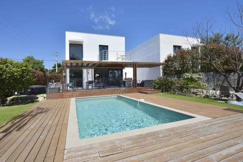 Contemporary Villa with Pool & Jacuzzi Villa in Mougins