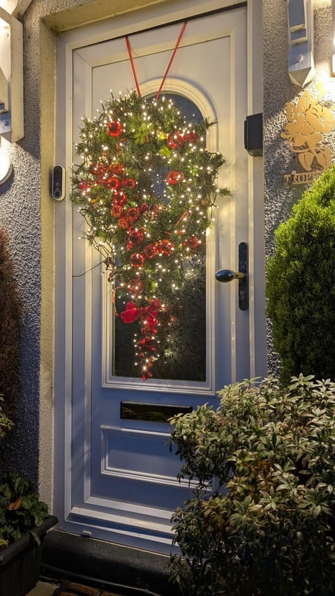 Tropical Garden Oasis Rooms Vacation rental in Metropolitan Borough of Solihull