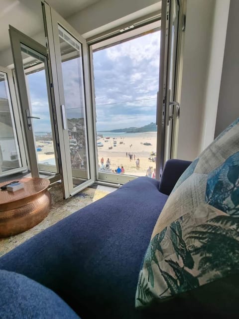 Living room, Seating area, Sea view