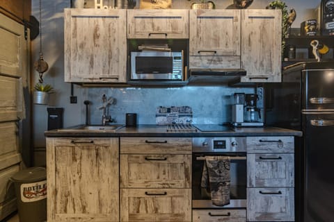 Loft by the lake asunto omakotitalon alakerrassa House in Finland