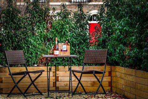 Patio, Garden