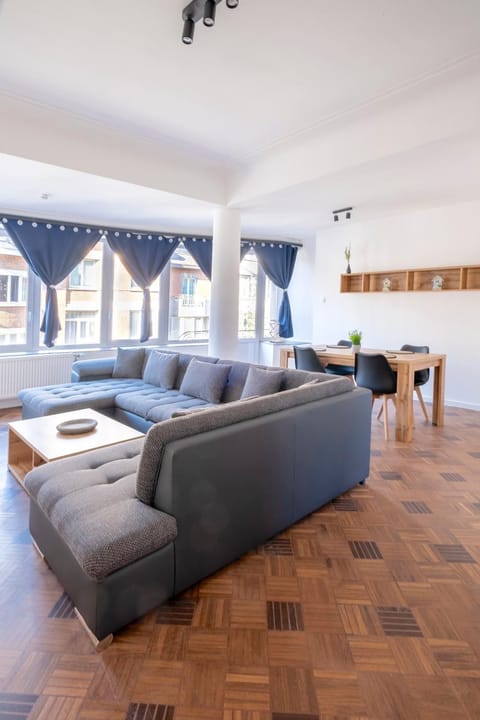 NOMAD APARTMENTS - Henin Apartment in Charleroi