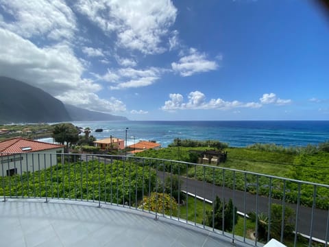 Day, Natural landscape, Garden view, Sea view