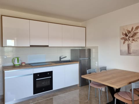 Apartments Donadic II, Caska Apartment in Novalja