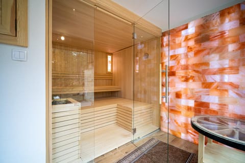 Sauna, Spa and wellness centre/facilities