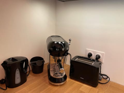 Bel Appartement au calme avec parking Apartment in Menton