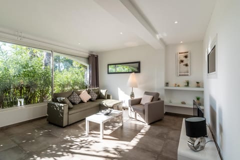 Living room, Other