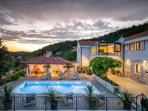 Pool view, Swimming pool, Sunset