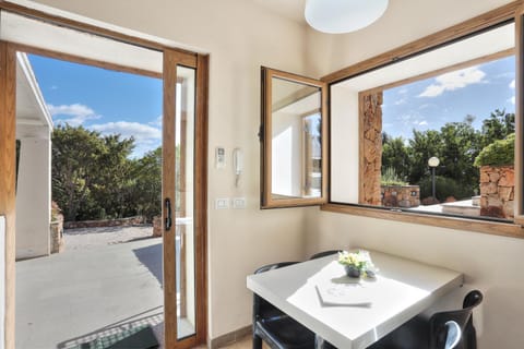 Patio, Balcony/Terrace, Dining area