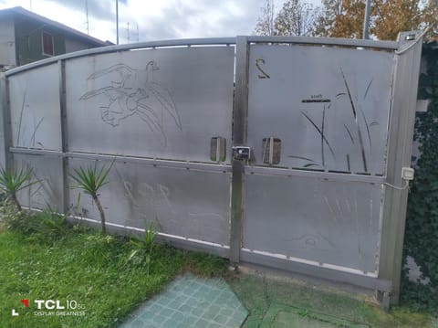 Villa ARA rossa Bed and Breakfast in Legnano