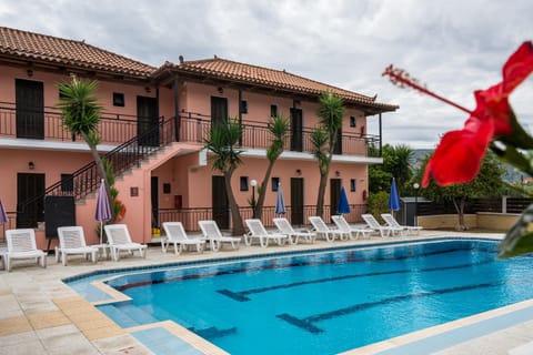 Property building, Swimming pool