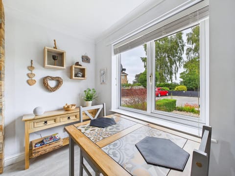 Dining area, Garden view