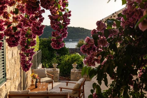 Patio, View (from property/room), Balcony/Terrace, Garden view, Sea view