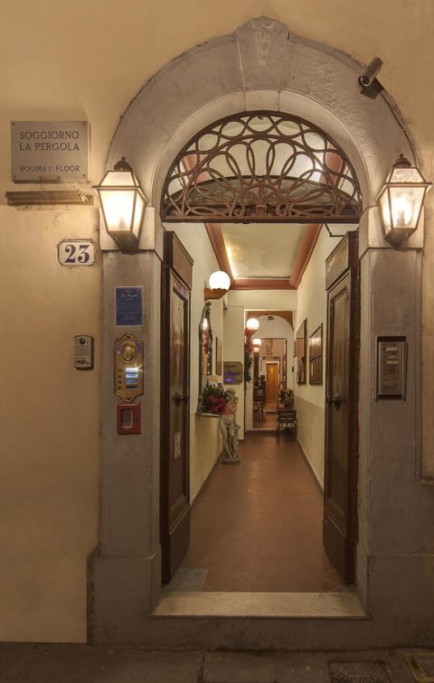 Facade/entrance, Facade/entrance