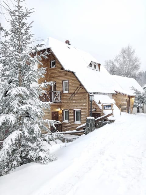 Property building, Winter