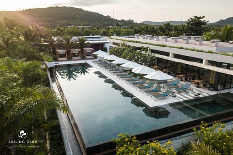 Natural landscape, Swimming pool, Sunrise