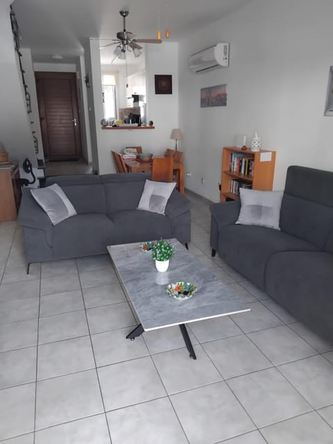 2 bedroom townhouse lower peyia paphos Cyprus House in Peyia