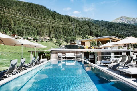 Spa and wellness centre/facilities, Swimming pool