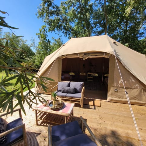 Buitenplaats de Oorsprong Luxury tent in Brouwershaven