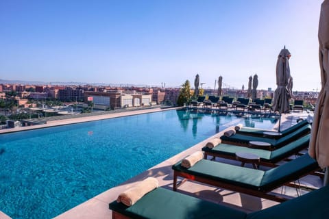 Day, View (from property/room), Pool view, Swimming pool, sunbed