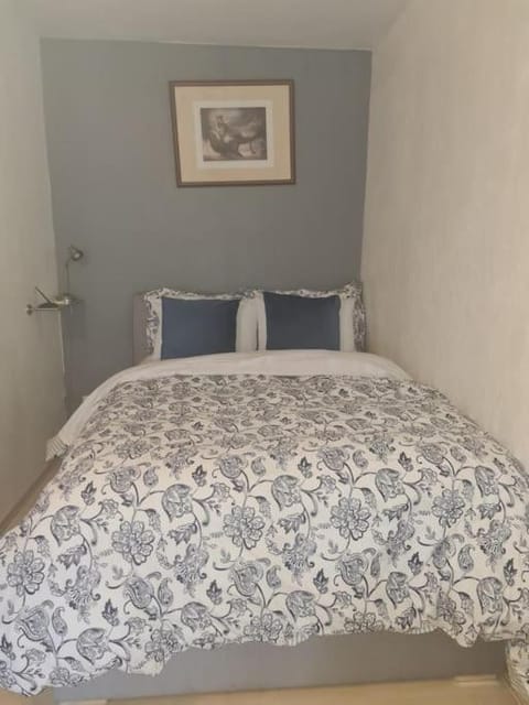 Elegant and Quiet Apartment in Wiesbaden