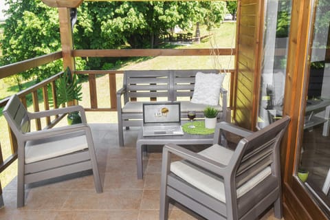 Day, Garden, View (from property/room), Balcony/Terrace, Seating area