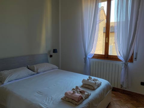Bed, Bedroom, locker