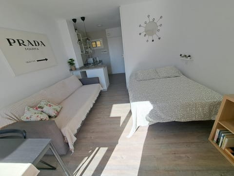 Iris Summer Beach Apartment in Benalmadena