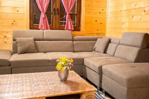 Ranč Crna stina House in Split-Dalmatia County