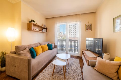 TV and multimedia, Balcony/Terrace, Living room